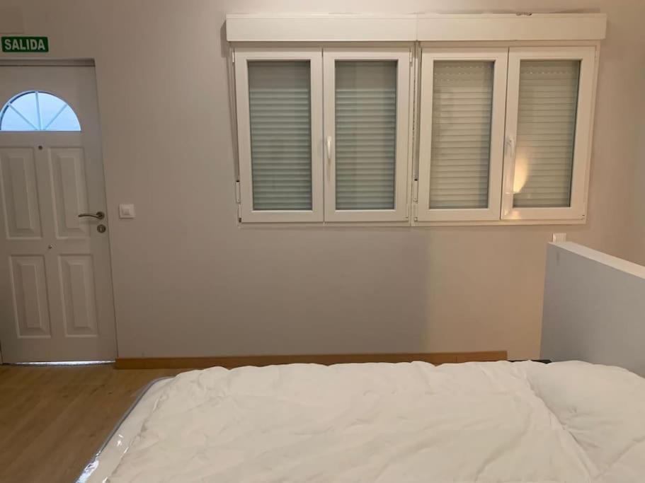 At 20' By Metro From The City Centre Madrid Exterior photo