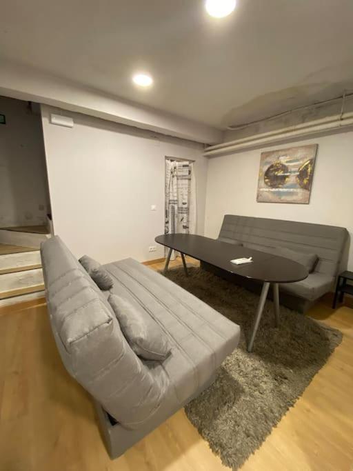 At 20' By Metro From The City Centre Madrid Exterior photo
